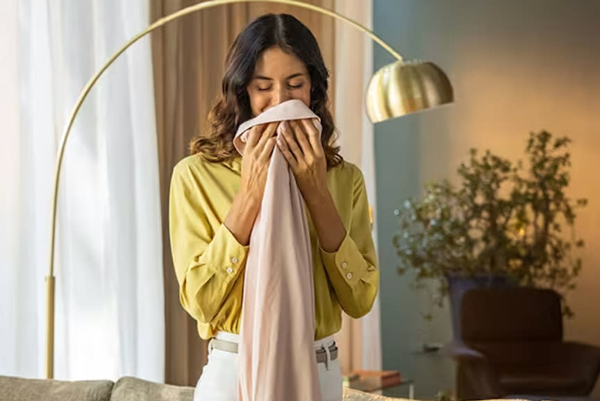 Δίνει προσοχή στα ευαίσθητα