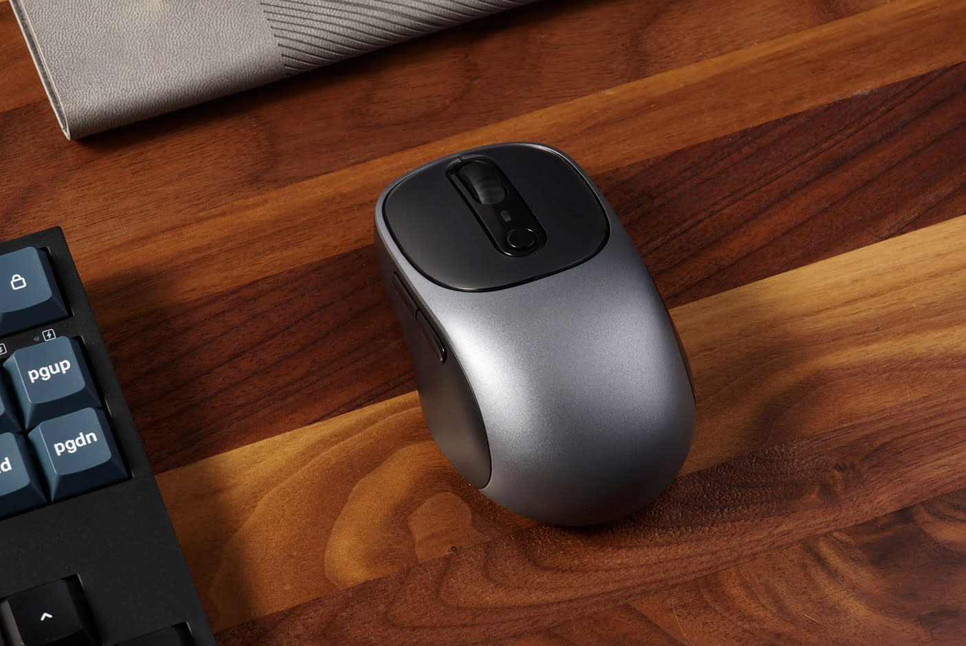 5028027-Tile-8-BM24-Wireless-Mouse