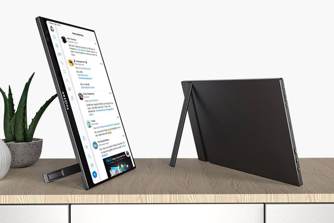 5060869-Tile-4-Upgraded-Stand