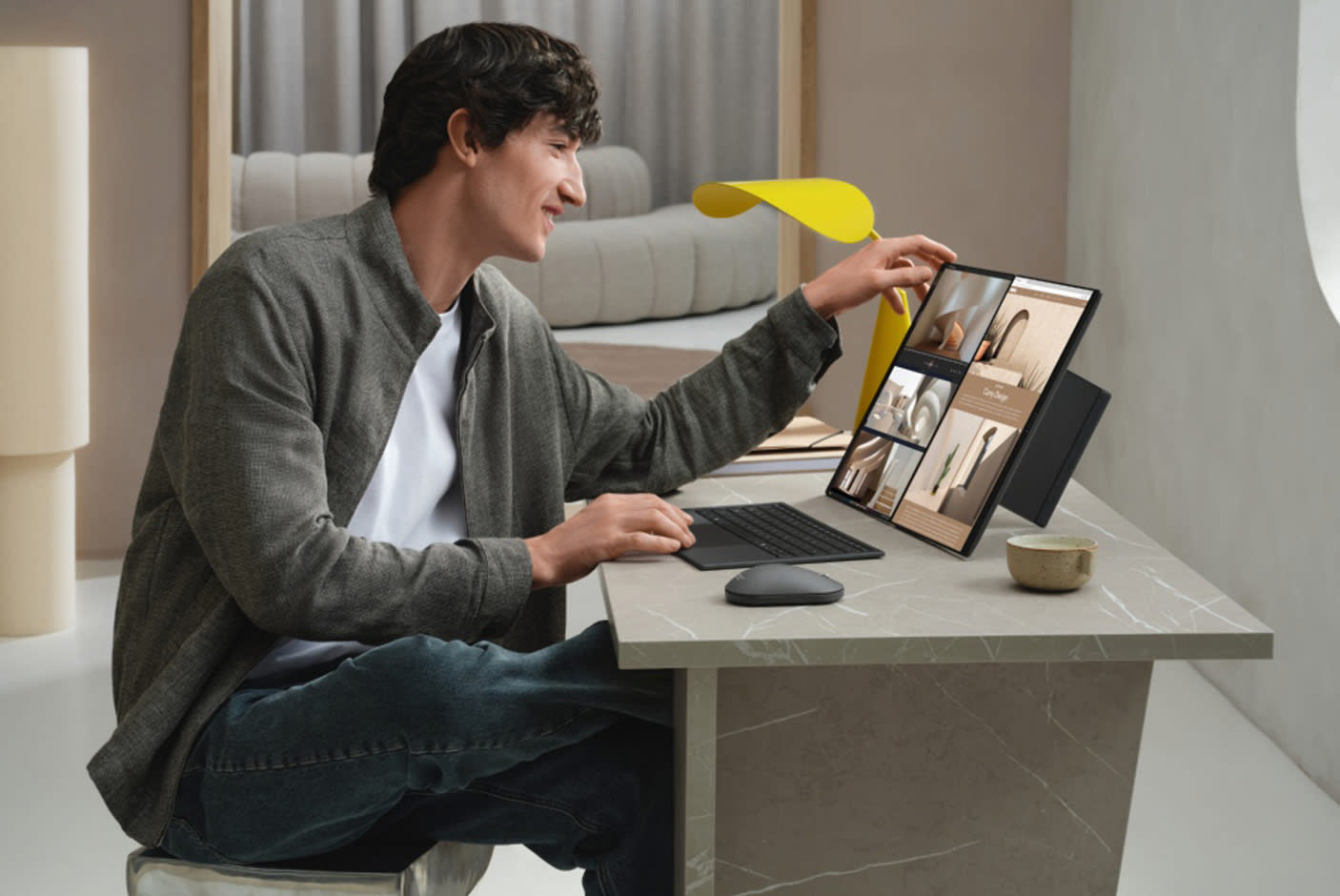 5015030-Tile-6-Copilot