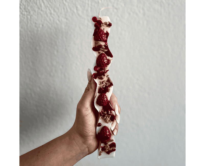 Λαμπάδα Strawberry Cheesecake