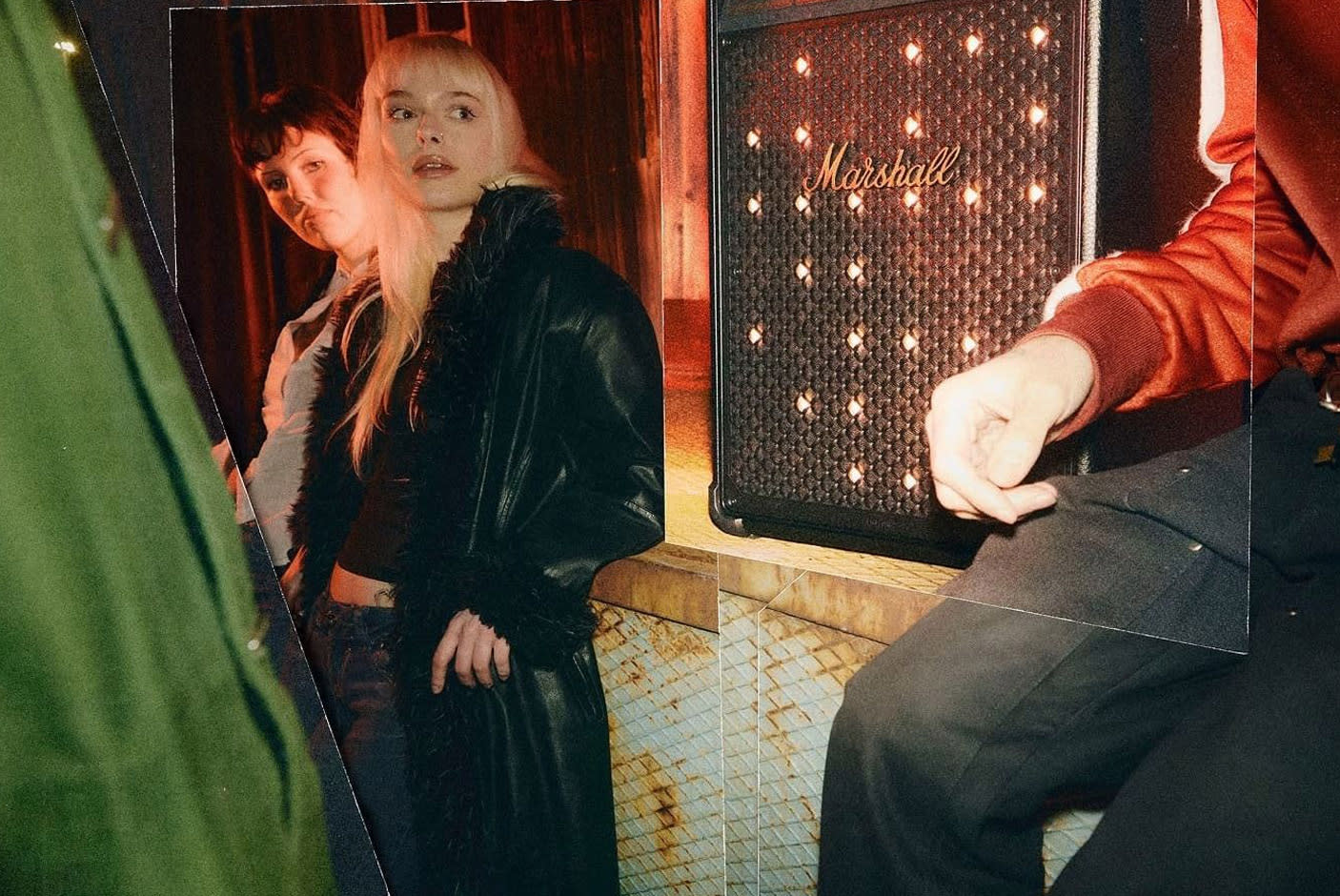 INTEGRATED STAGE LIGHTS