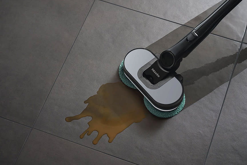 Miele Σκούπα Stick Επ Triflex HX3 Aqua