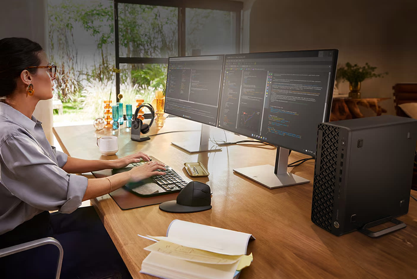 HP EliteDesk 8 SFF G1i Desktop AI PC