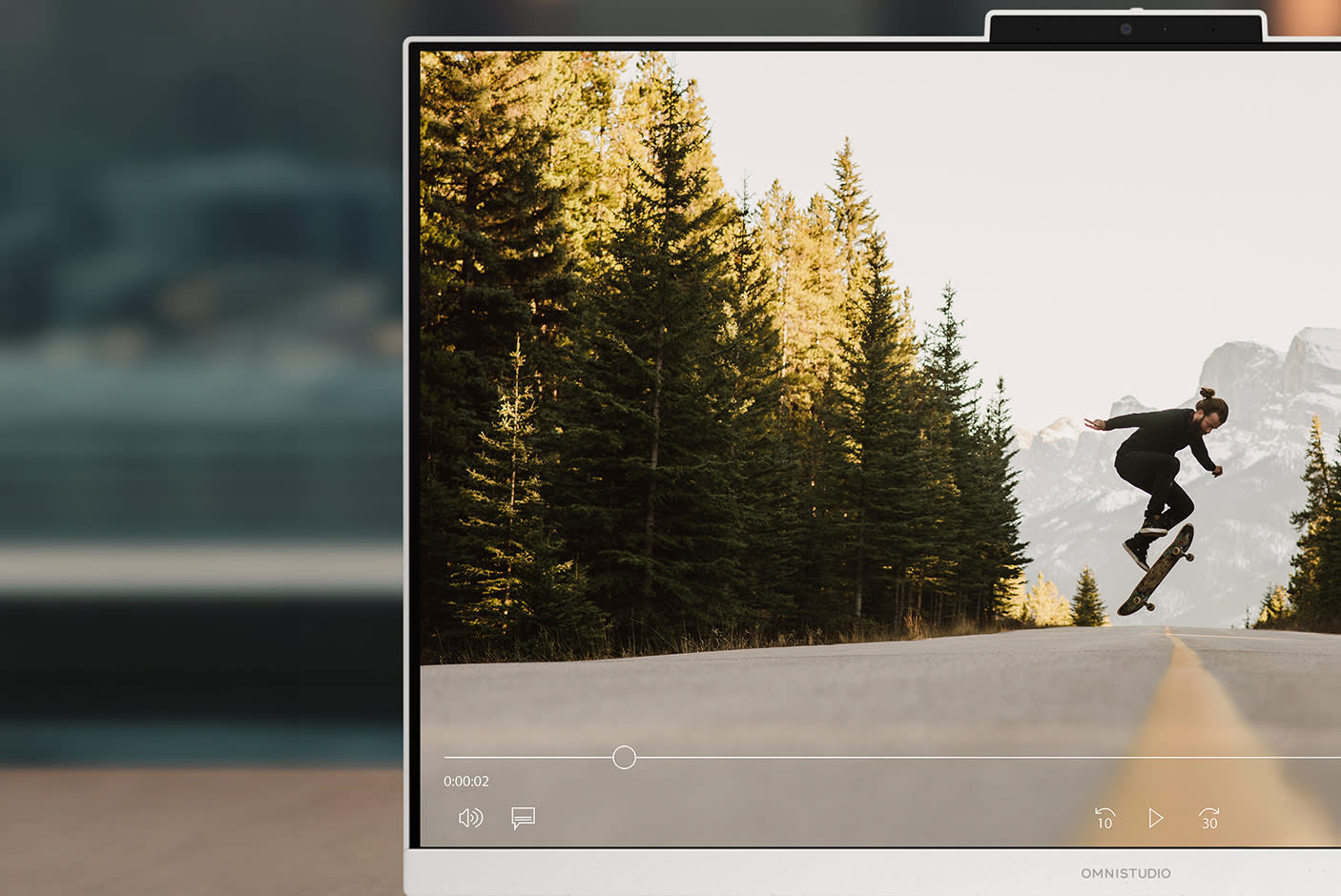 HP OmniStudio All-in-One Desktop