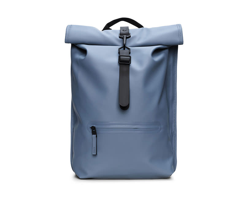 RAINS Σακίδιο Πλάτ Rolltop W3 Blue Dusk