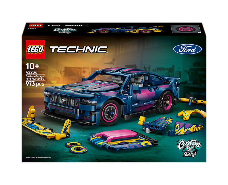 42236 Custom Garage Ford Mustang Gt Car