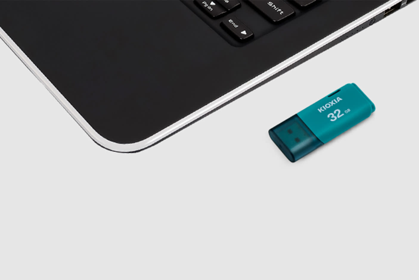 KIOXIA Hayabusa U202 USB Stick 2.0
