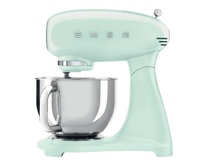 Smeg Κουζινομηχανή SMF05PGEU