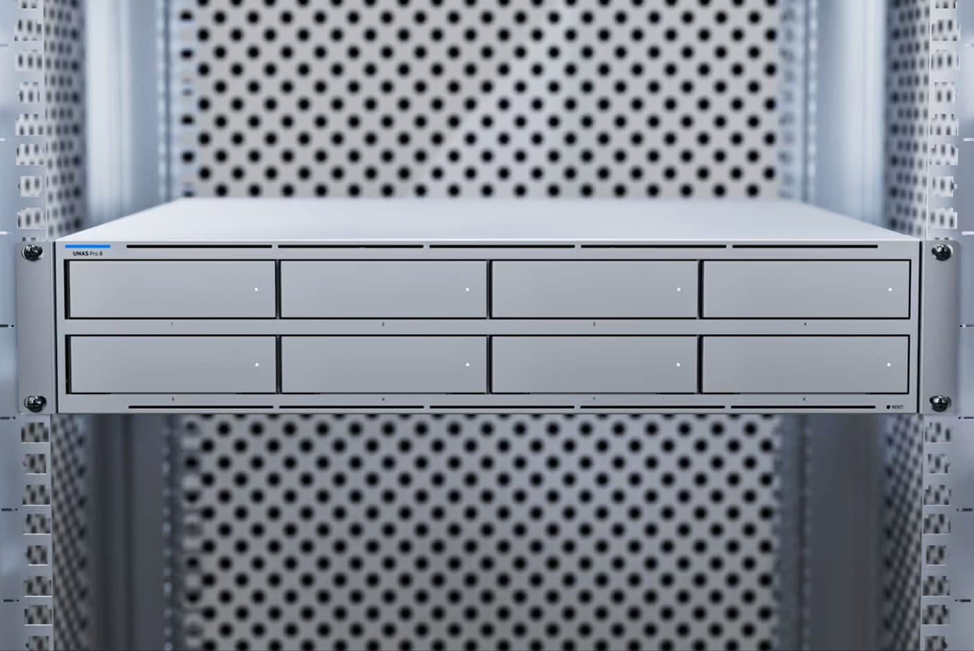5406269-Tile-1-NVMe-Cache