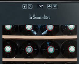 la sommeliere  ποδια