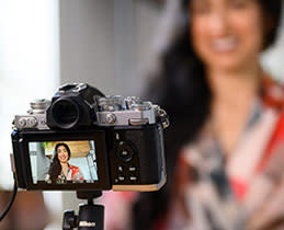 Nikon Miroorless Z fc Body stream