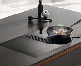 MieleΕστίες με Aπορροφητήρα KMDA7272FR-A