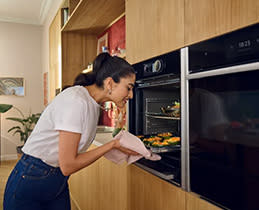 Neff Φούρνος C29MR21Y0