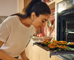 Neff Φούρνος B29CR7KY0