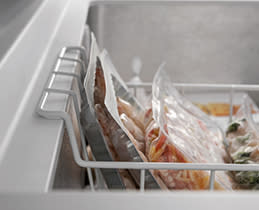 Whirlpool Καταψύκτης Μπαούλο WHM25112 2