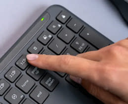 Easy 3-device Switch