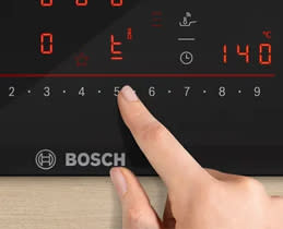 Bosch Εστίες με Aπορροφητήρα PVQ811H26E