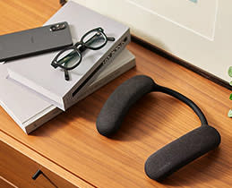 4578651-Box-2-Sony-Theatre-Bravia-U