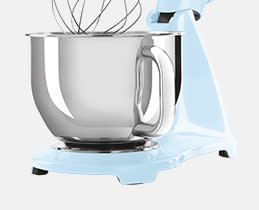 Smeg Κουζινομηχανή SMF03PBEU