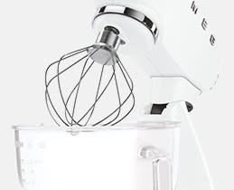 Smeg Κουζινομηχανή SMF13WHEU