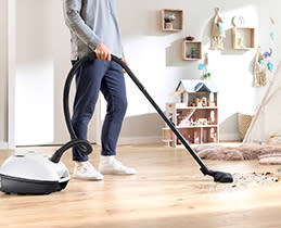 Bosch Σκούπα Με Σακούλα BGB41WH1