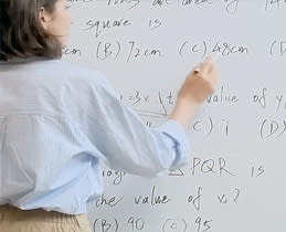 4662067-Box-2-Insta360-4K-Link2-whiteboard