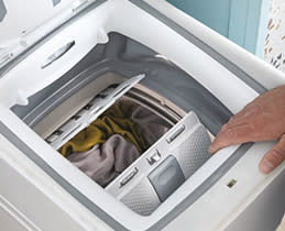 Candy Πλυντήριο Ρούχων TCAS2854TM4-S