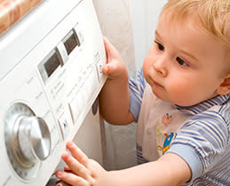 Midea Πλυντήριο Ρούχων MF100T70B/W-GR