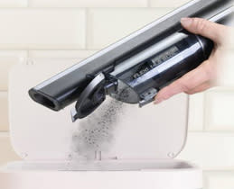 Αδειάζει… τσακ-μπαμ!