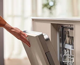 Κλείνει και ανοίγει… μαγικά!