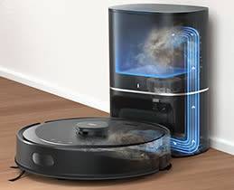 Αναλαμβάνει το άδειασμα!