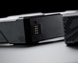 Magnetic Daisy-Chainable Design