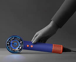 Έχει το νου του!