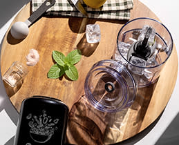 Σπάει… τον πάγο!