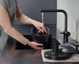 Στήνει παγίδα στη σκόνη!