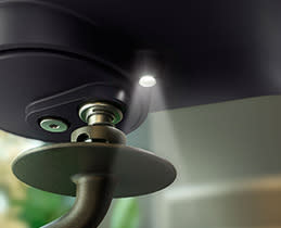 Φωτίζει τα υλικά!