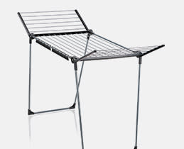 Δίνει… βάση!