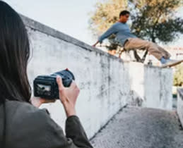 5354773-Box-6-40FPS-Photo